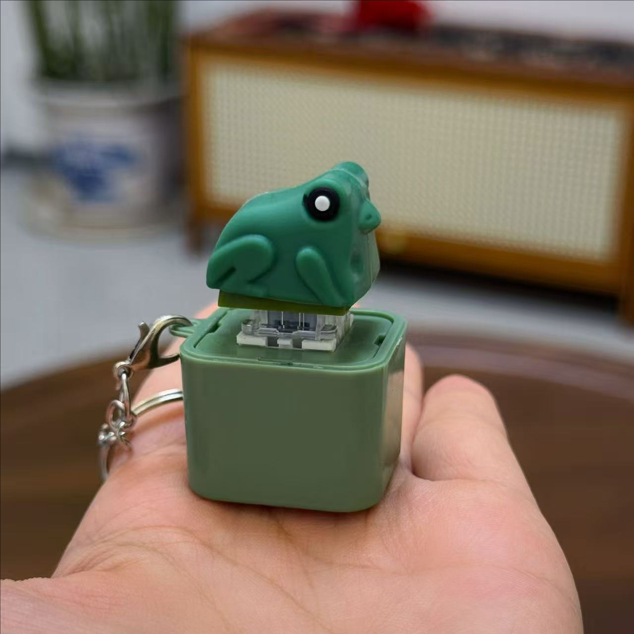 Funny Rechargeable Frog Croaking Keychain